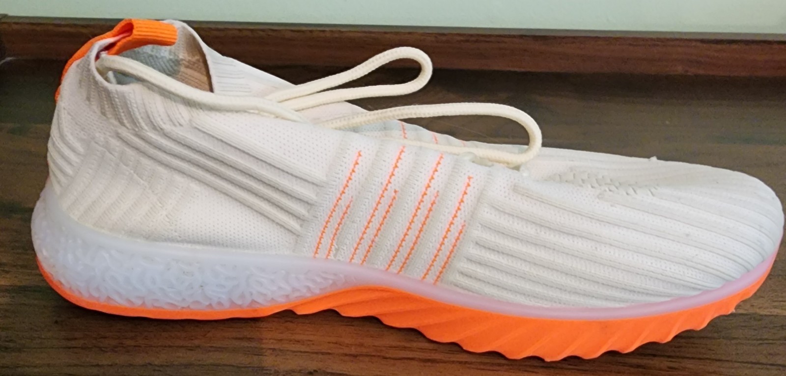 Danskin Womens Positive Neon Sneakers Knit Sock Lace Up Orange Cream Size 8.5