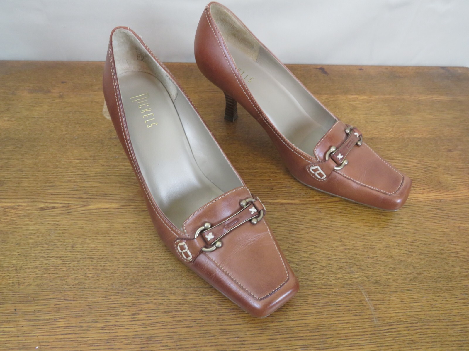 Nickles Square toe brown Leather buckle High Heel shoe Size 8.5 Great condition
