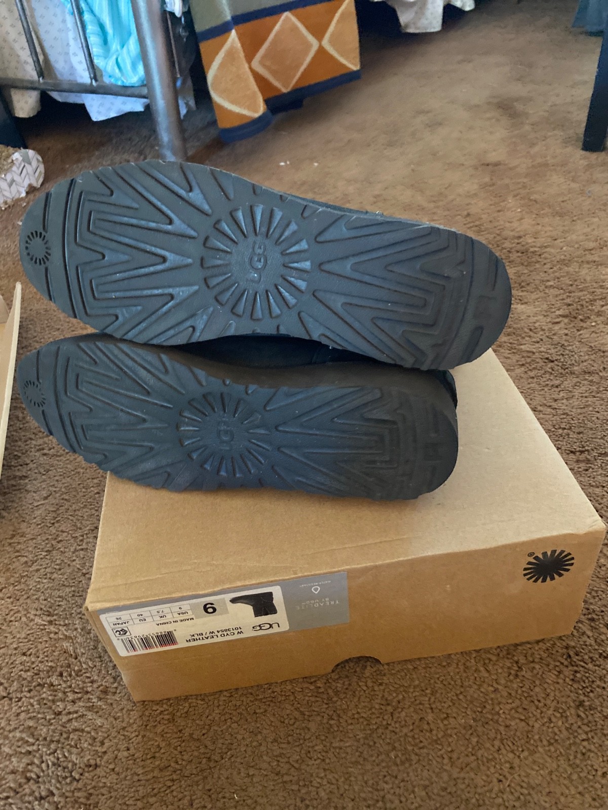womens ugg boots black