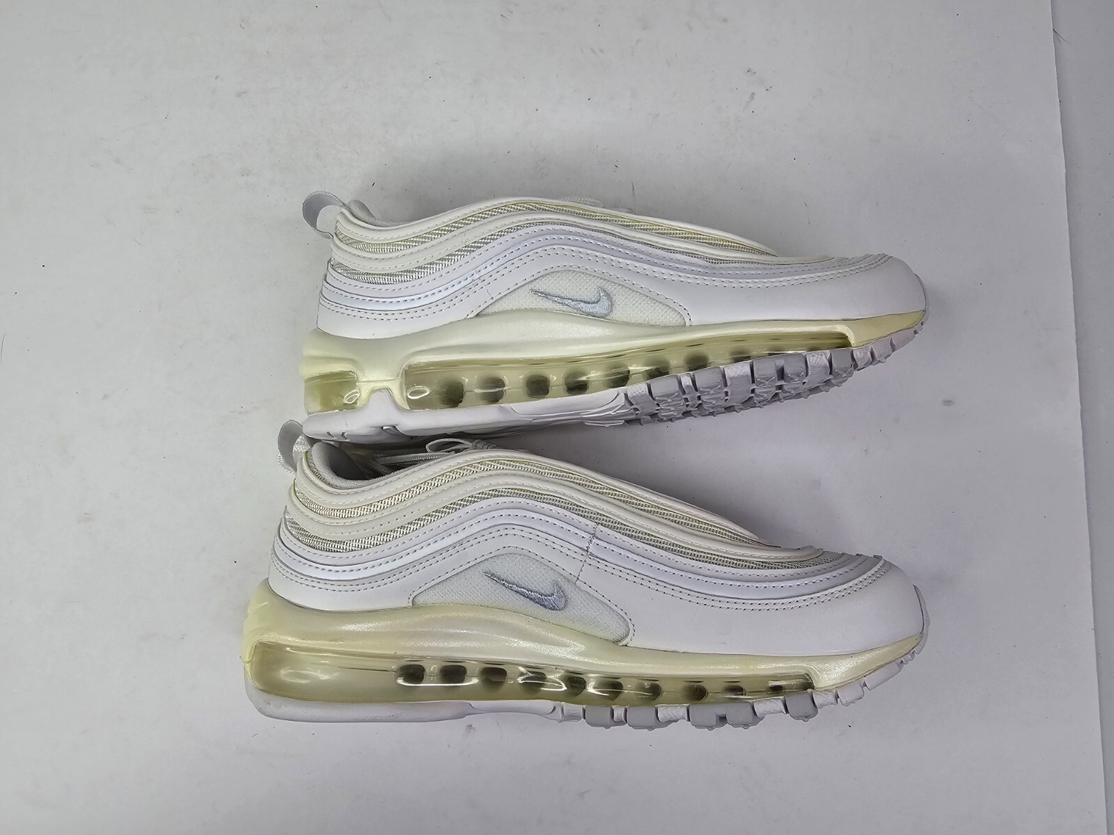 EUC! WMNS NIKE AIR MAX 97 WHITE-WHITE-PURE PLATINUM SZ 6.5 [921733-100]
