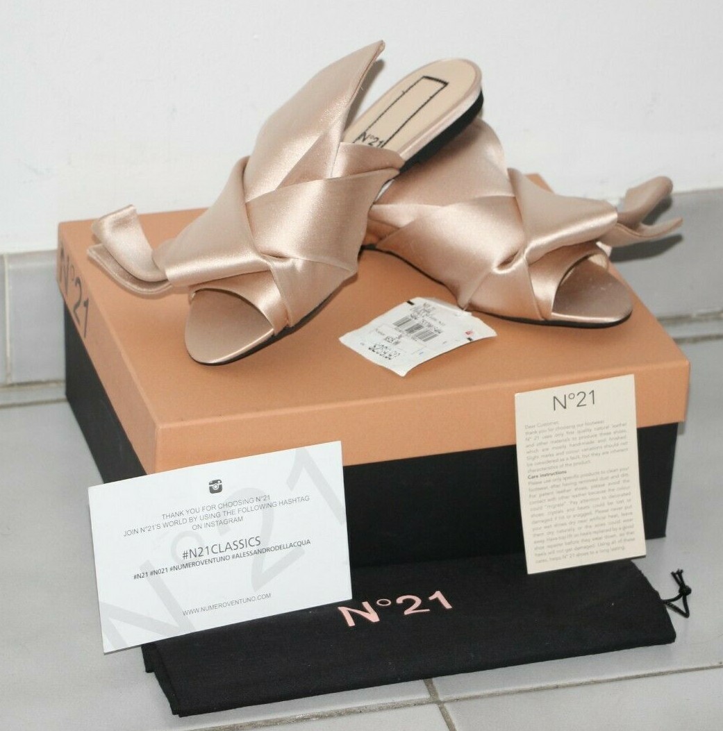 Nº21 cipria satin flat bow mules sz US 6/ IT 36 $525