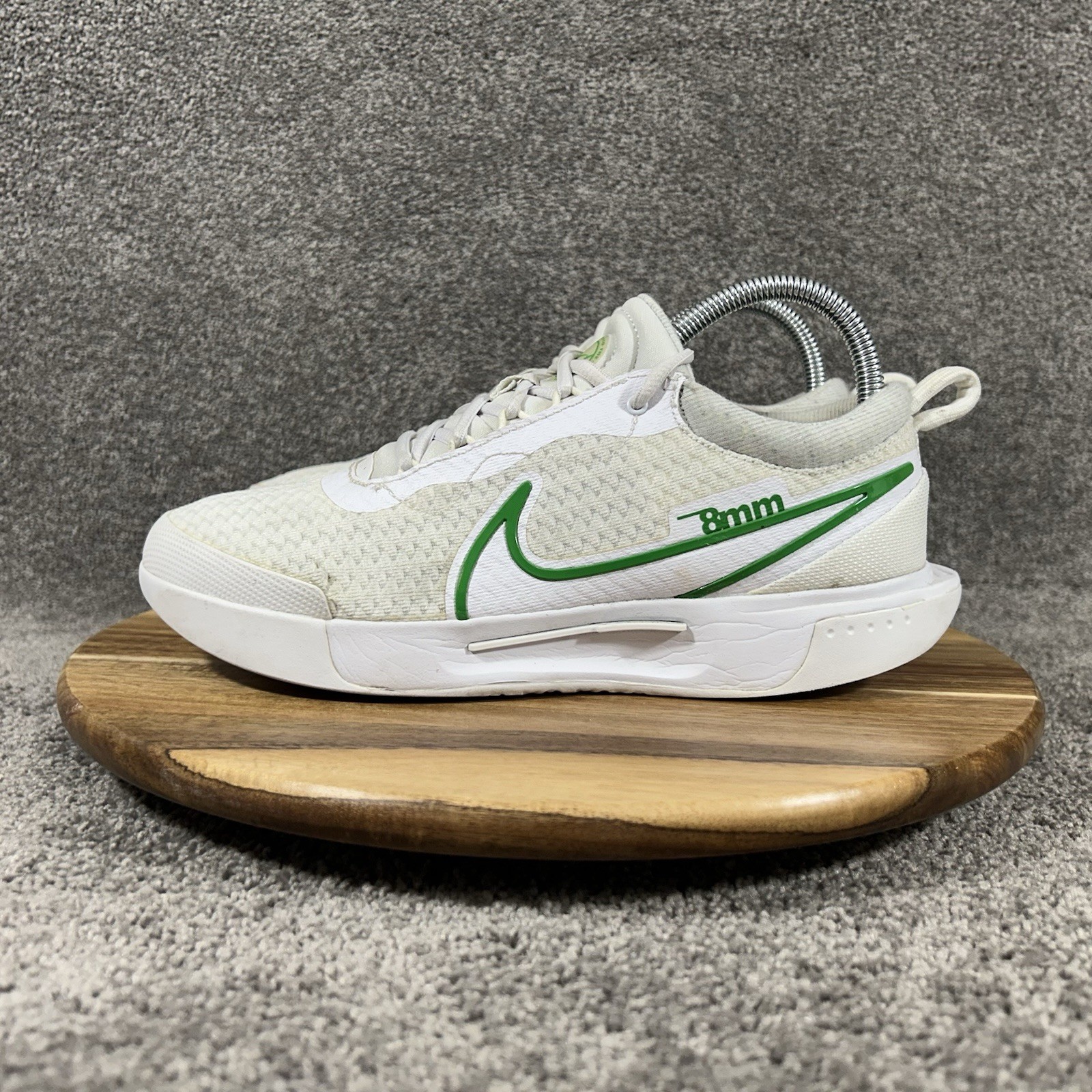 Nike Court Air Zoom Pro 8mm DV3285-103 Women’s Size 7.5 White Green Shoes Used