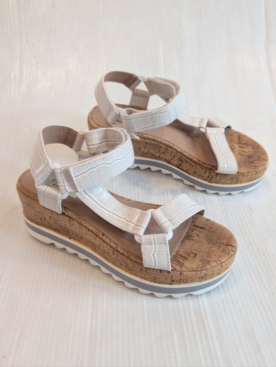 STEVEN NEW YORK Mimich Women’s White Strappy Cork Platform Sandals Size 7.5