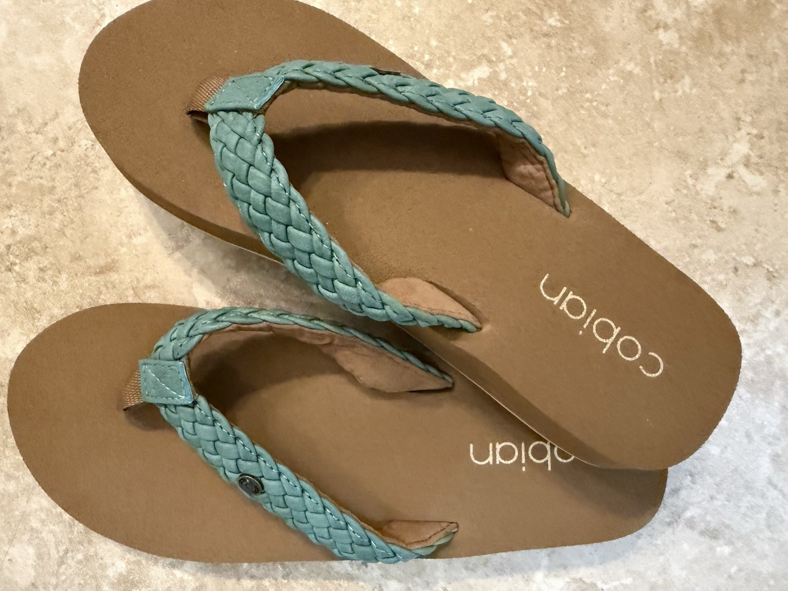 Cobian Women’s Bounce Seafoam Braided Flip Flop Sandals Size 9 Never Worn CUTE!