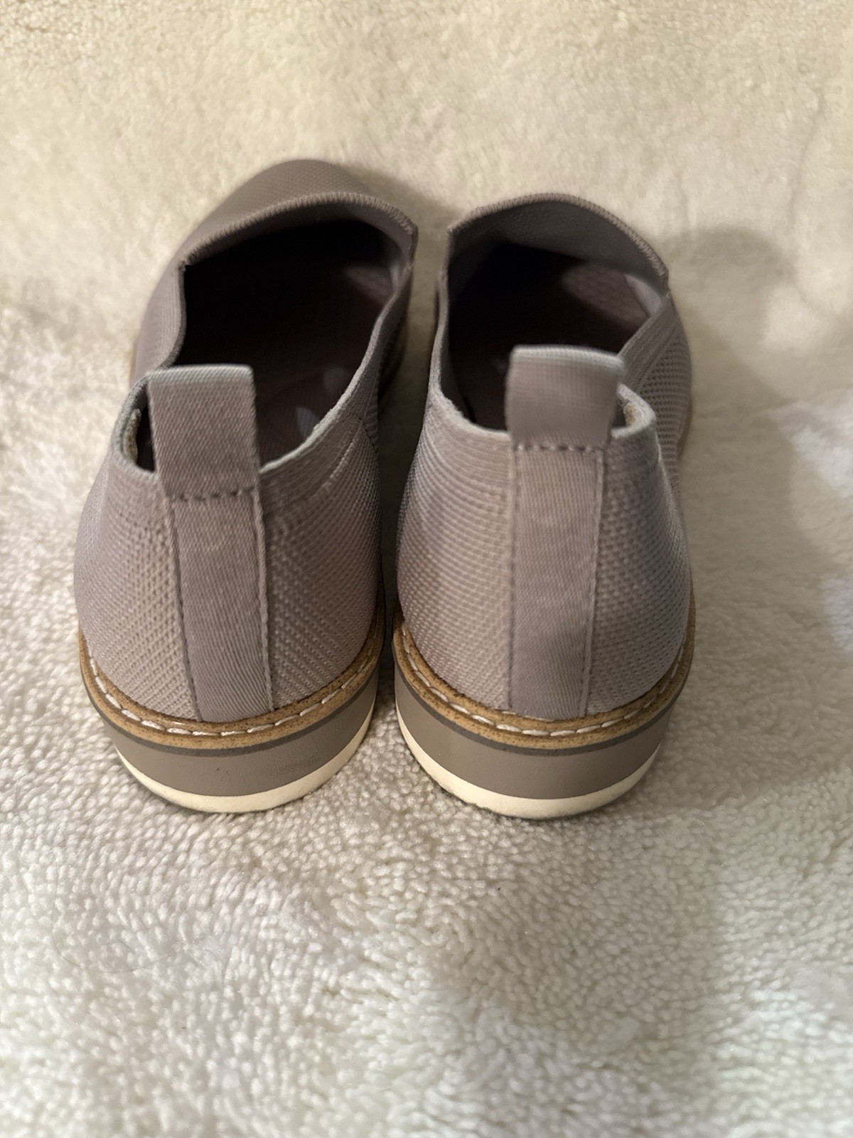 Me Too Asher Women’s Beige Knit Fabric Slip-On Comfort Casual Shoes 8 M