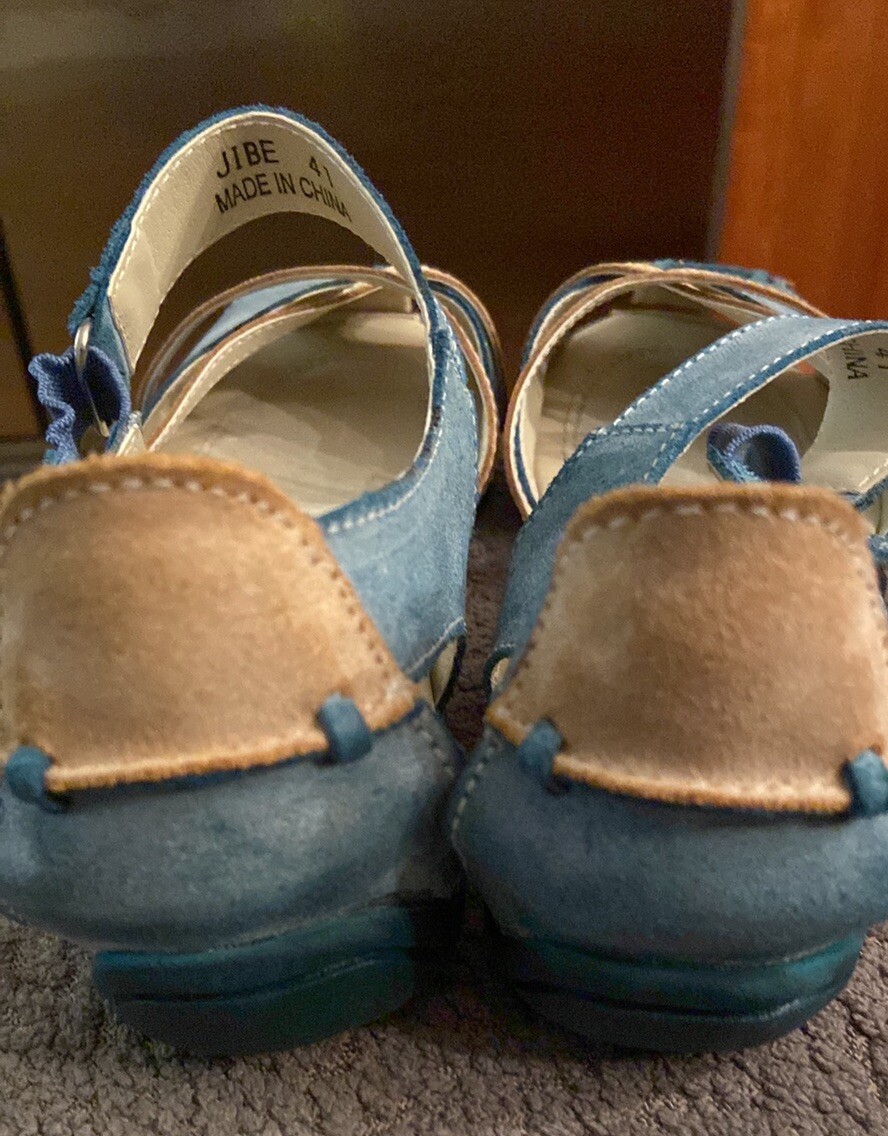 Bernie Mev Shoes Jibe Strappy Sandals Blue/Tan Leather Flats Hook & Loop 10.5