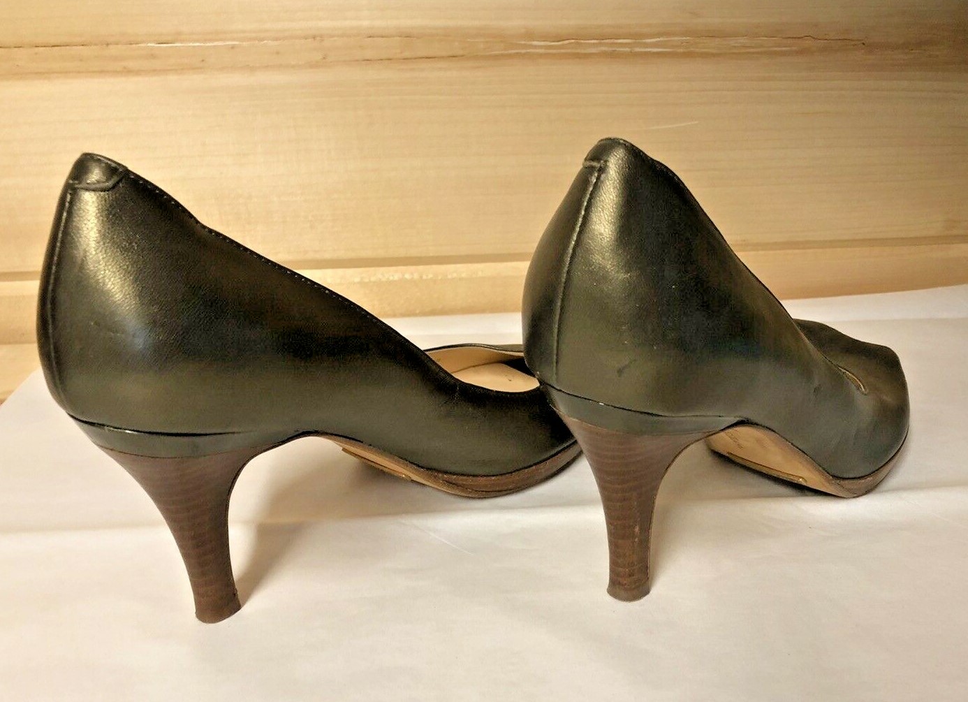 COLE HAAN Air Bronze/Green Metallic Leather Peep Toe 3” Heel Pumps Sz 7.5 B