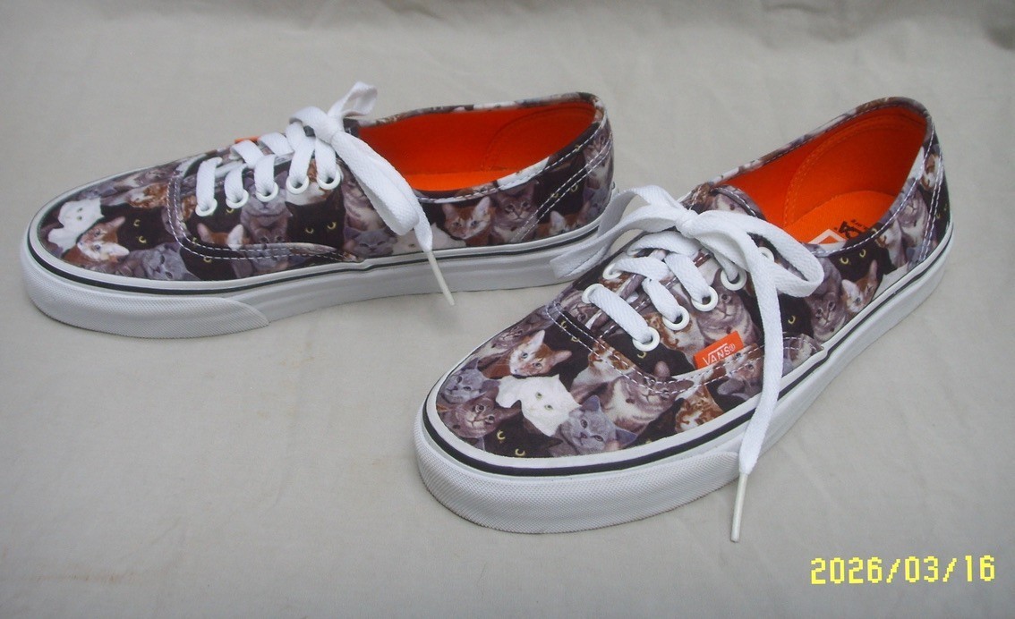 VANS ASPCA SPECIAL EDITION CAT PRINT CANVAS SNEAKERS WOMEN 8.5 MEN 7