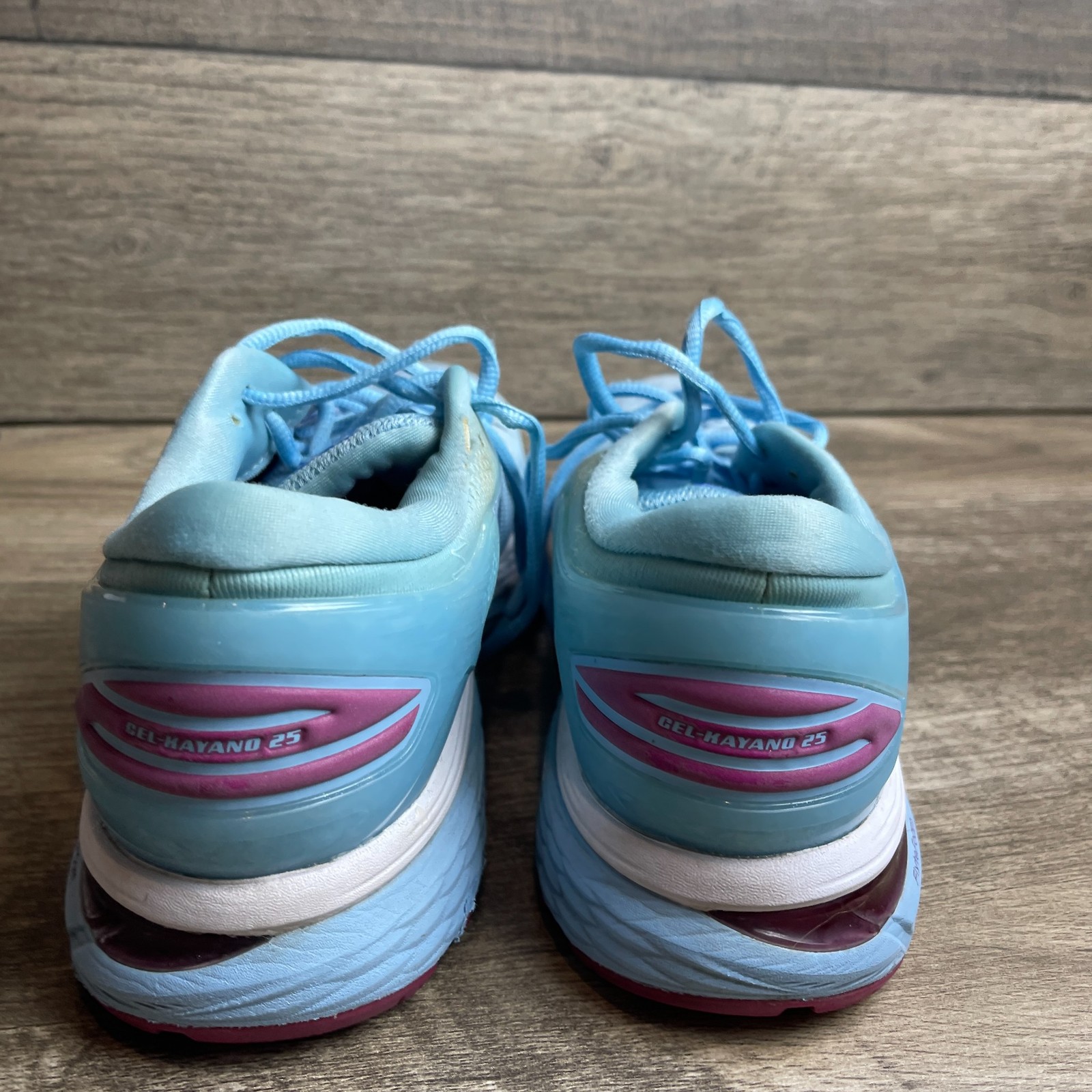 Asics Gel-Kayano 25 1012A026 Womens 8.5 Running Shoes Blue Skylight Sneakers