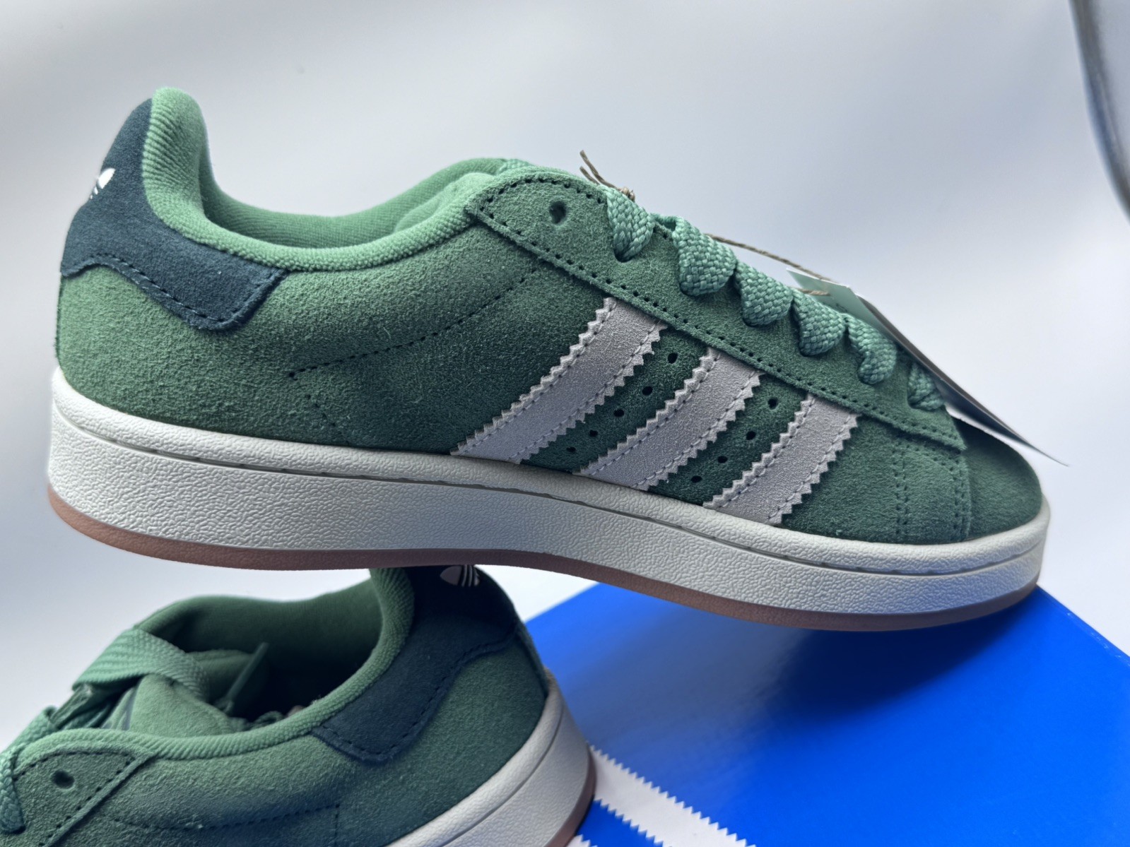 Adidas Campus 00s W Green White Suede Sneakers JR0104 Women’s Size 7
