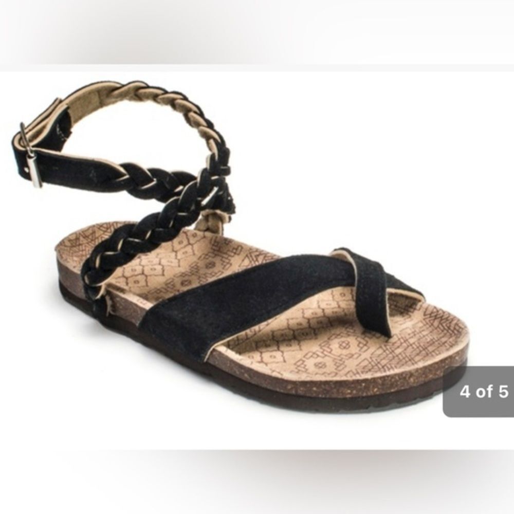 Muk Luks Women’s Zara Footbed Sandals Size 8 SEE DESCRIPTION!