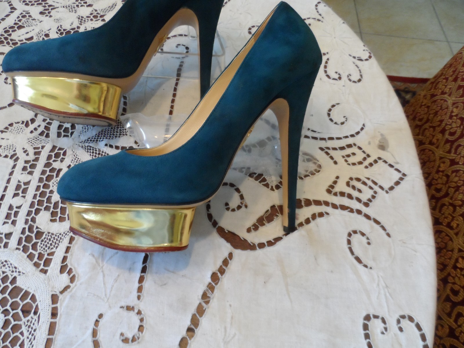 Charlotte Olympia Turquoise Blue Suede «Dolly» Pumps Size 39.5″ M