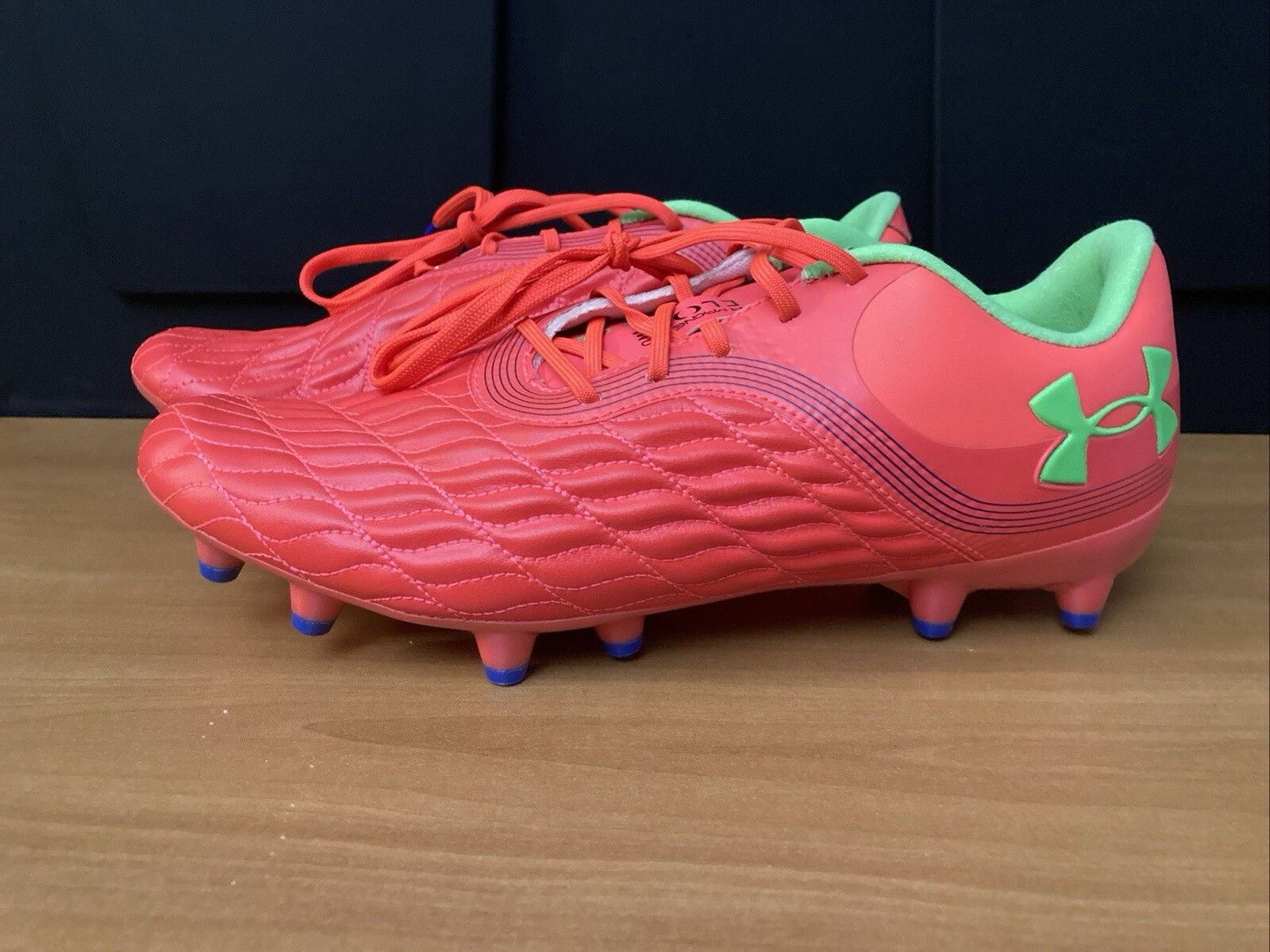 Under Armour Magnetico Pro 3 Soccer Cleats Shoes 3027497-600 Wmns 7.5 Men’s 6