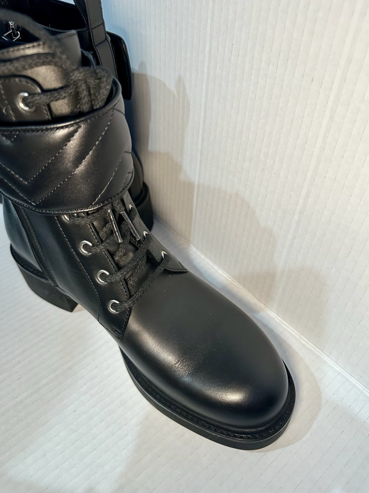 GUCCI Women’s Ankle Boot With Double G Size 40 Black Leather New No Box With Bag