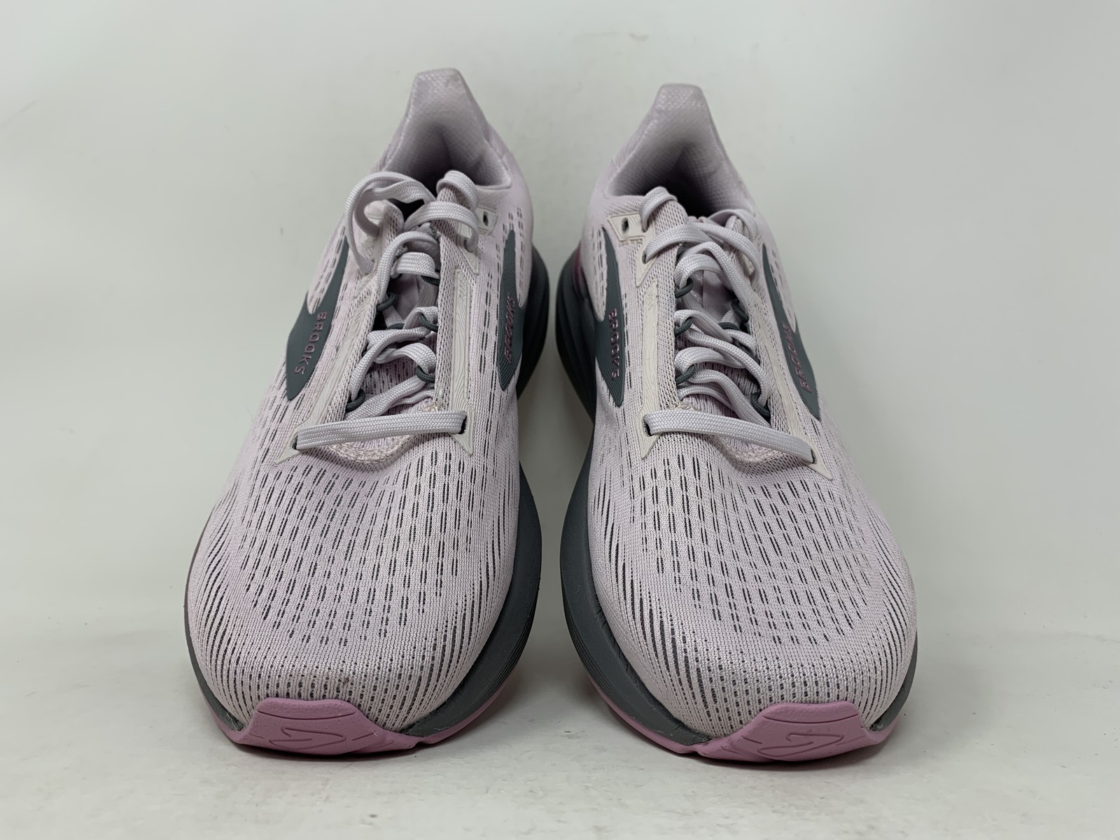 Women’s Brooks Revel 8, Mauve/Ebony/pink, 9 B Medium US