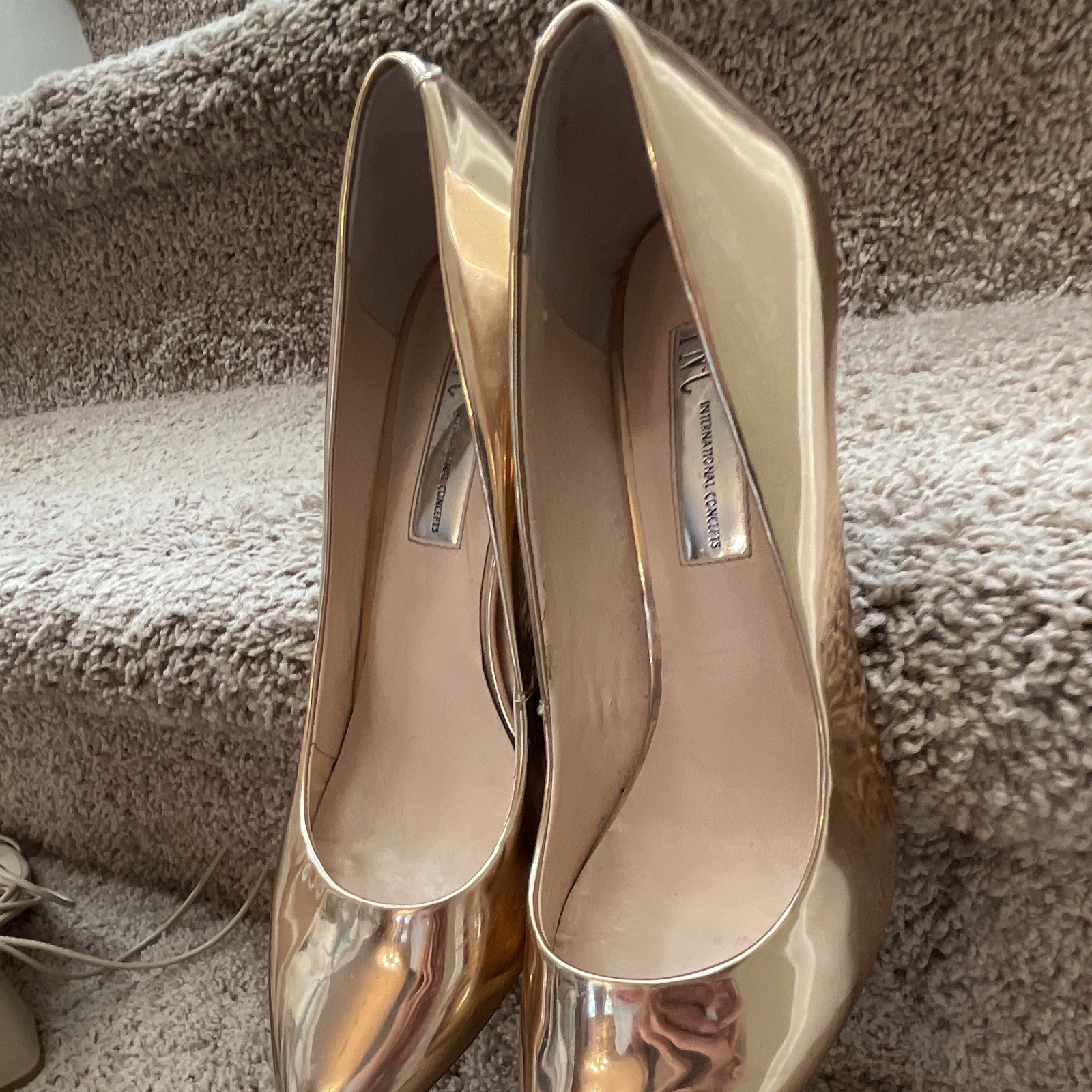 INC International Concepts Gold Metallic Pointed Toe Slip-On Pumps Stiletto 8M