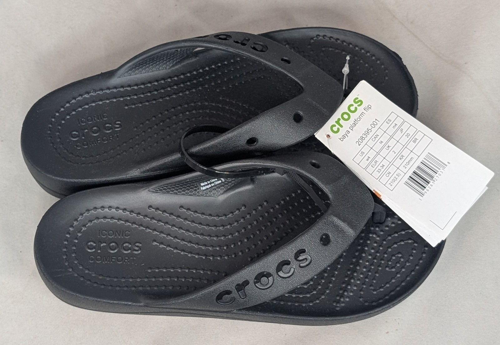Crocs Women’s Baya Flip Flop Platform Sandals Brand New size W4