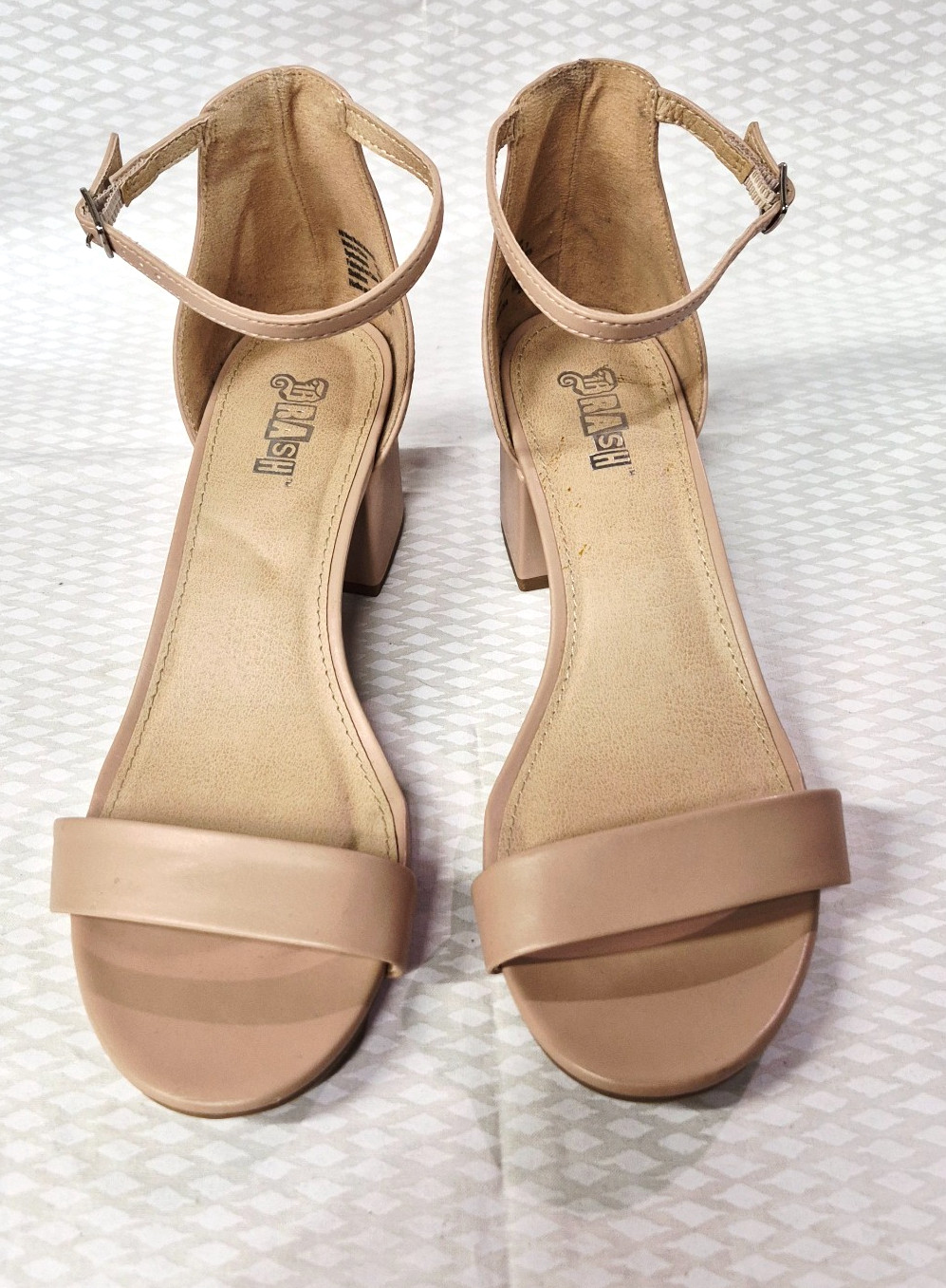 TRASH Women’s Faux Leather Nude Pink Strappy Sandals Shoes Block Heel Size 9!!!