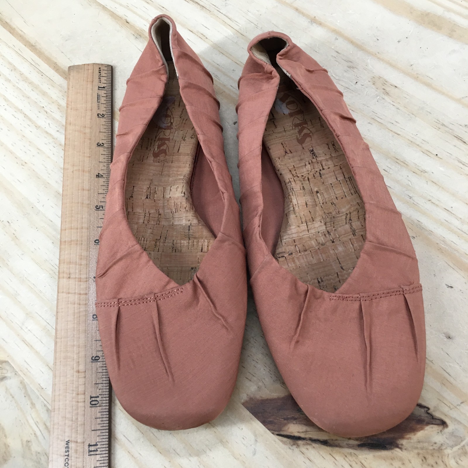 Korks Shoes Womens 7.5 M Ballet Flats Orange Fabric Slip On Fabric Comfort