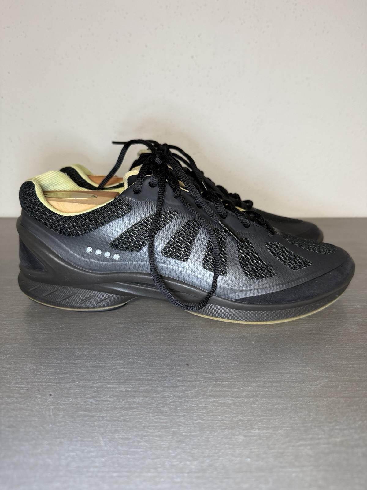 ECCO Biom Women’s Trainers Shoes Size EU 41 US 10 – 10.5 Black Gray Pre-owned