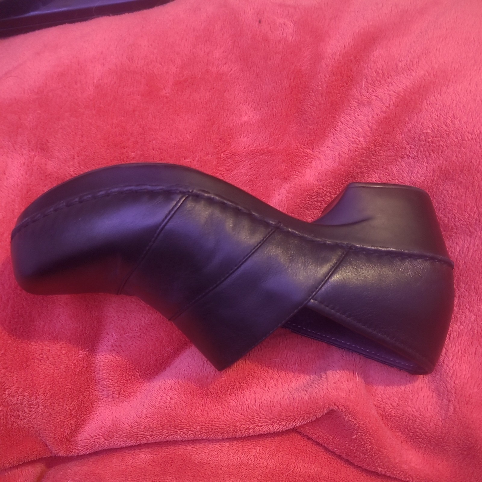 Dansko Professional Black Leather Clogs Women’s Size 8 Comfort Work Shoes