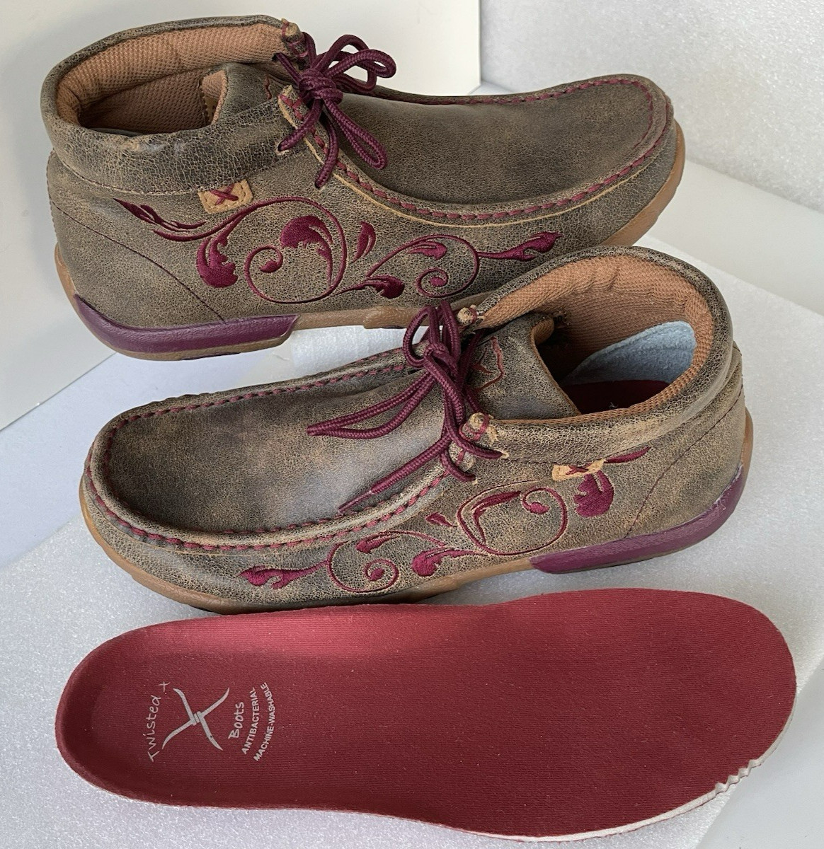 Twisted X Chukka Driving Moc Shoes Wo’s 8M Leather Embroidery Booties ~Excellent