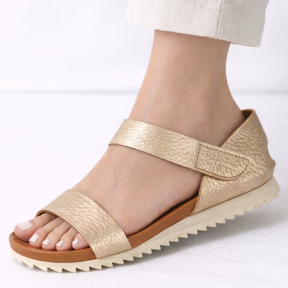 Pedro Garcia Jedda Two Strap Sandal Size 40 Cava Cervo Lame