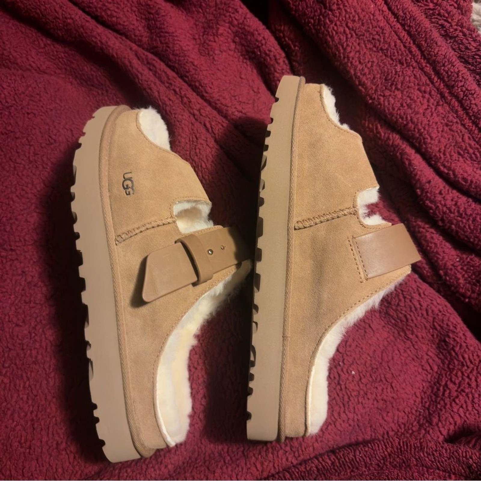 Womens UGG® Greenport Strap Slide Sandal – Chestnut