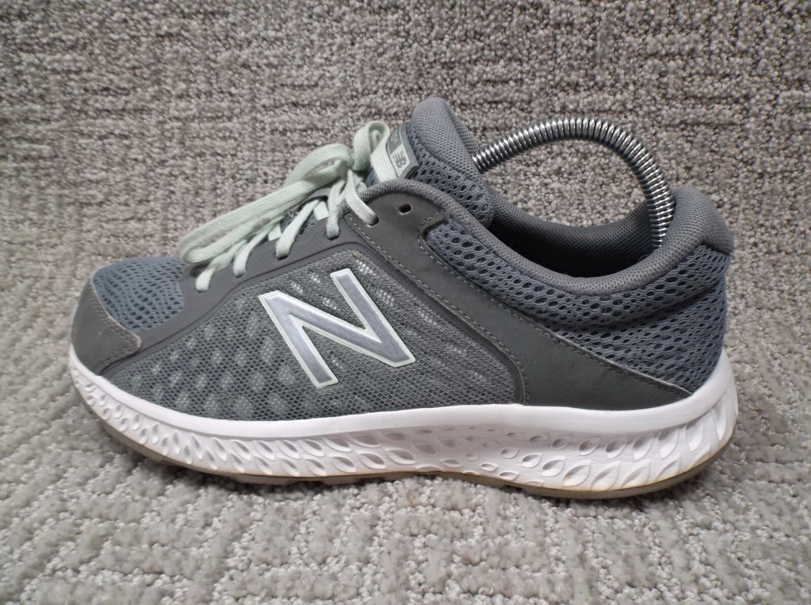 New Balance 420v4 Comfort Ride Sneakers Womens Size 10 Gray Mint W420LG4
