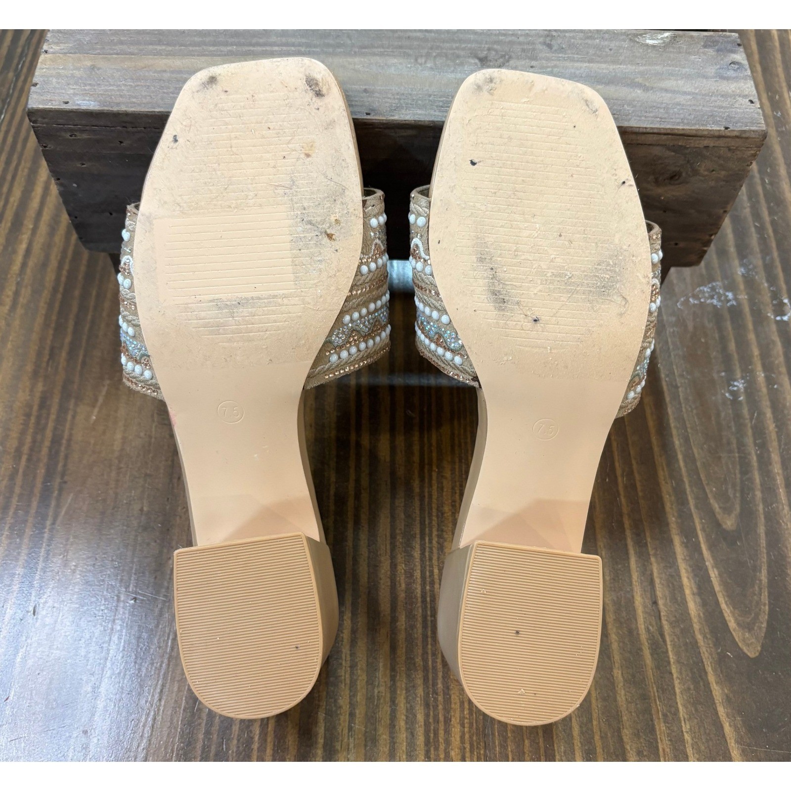 Madden Girl Womens Tan Beaded Rhinestone Block Heel Slide Sandals Size 7.5 Mule